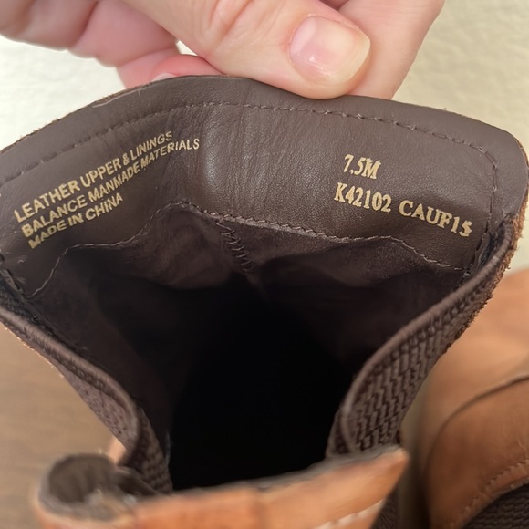 Kork-Ease tan leather wedge booties - Picture 5 of 7